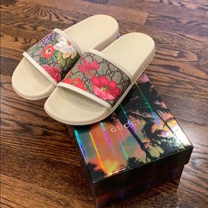 Gucci GG Floral Slides- Like New!